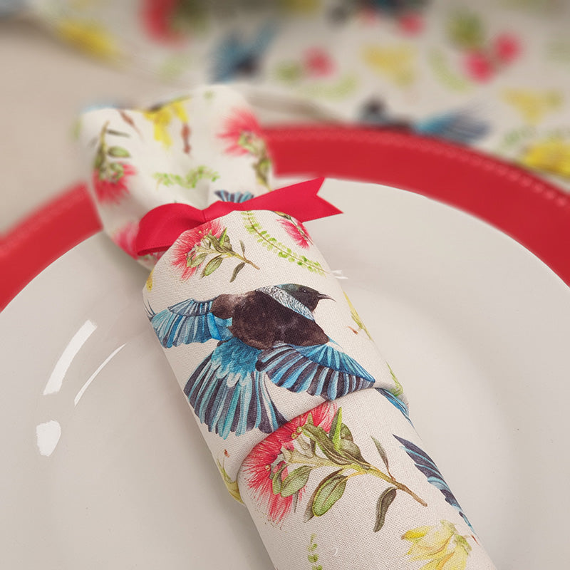 Flora and Fauna (6 Reusable Christmas Crackers)